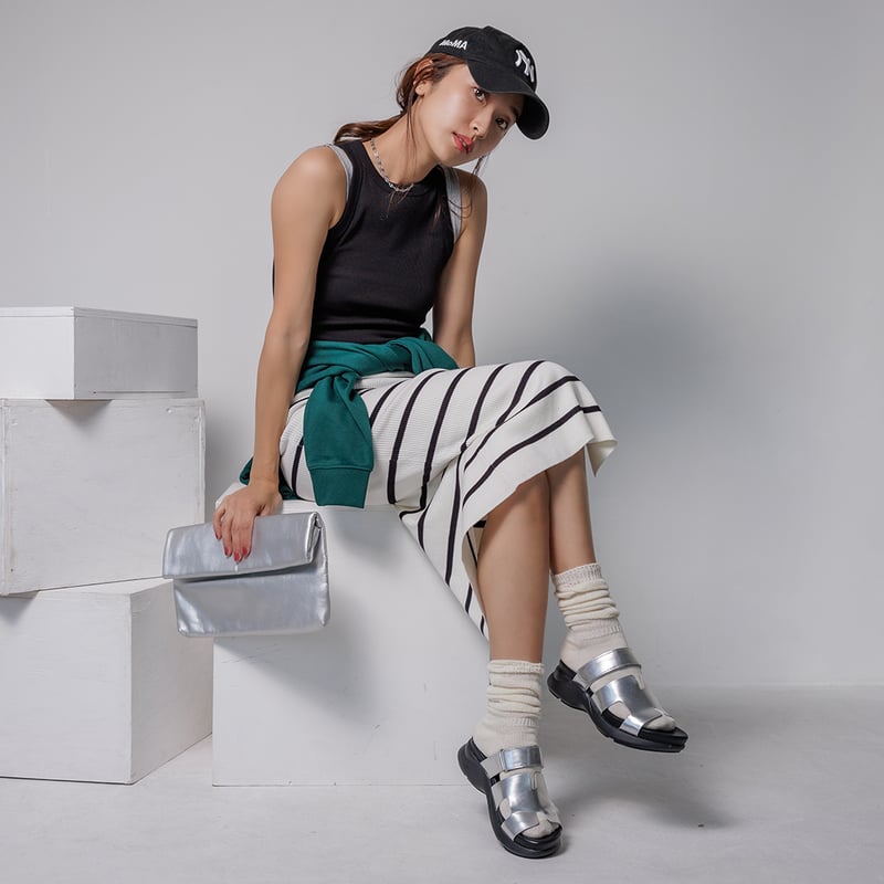 【箱と巾着袋付き】herlipto Cross strap Mules 38 箱と巾着袋付き】herlipto Cross strap Mules 38 箱と巾着袋付き