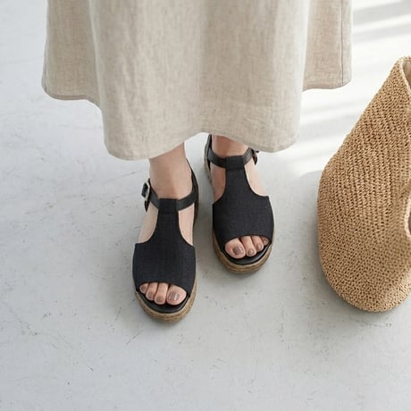 WX3301 T-STRAP PLATFORM  SANDAL