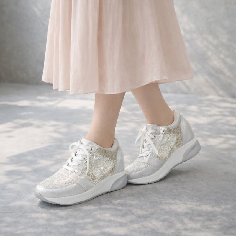 XJ152 TULLE LACE INHEEL SNEAKER | MUUM