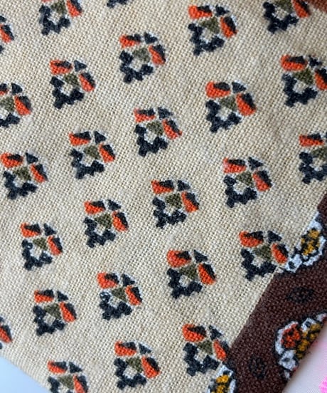Vintage fabric glasses case　　　C