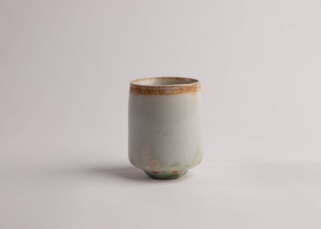 灰釉筒湯呑　Ash-Glazed Cylindrical Teacup　R8-048-4