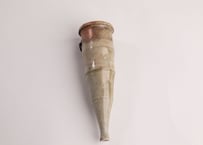 灰釉掛花入　Ash-glazed hanging flower vase　F7_01