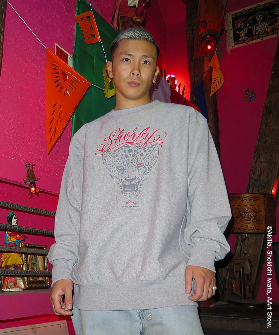 Akilla x 岩田翔吉 Sweatshirt RED | AART STOW