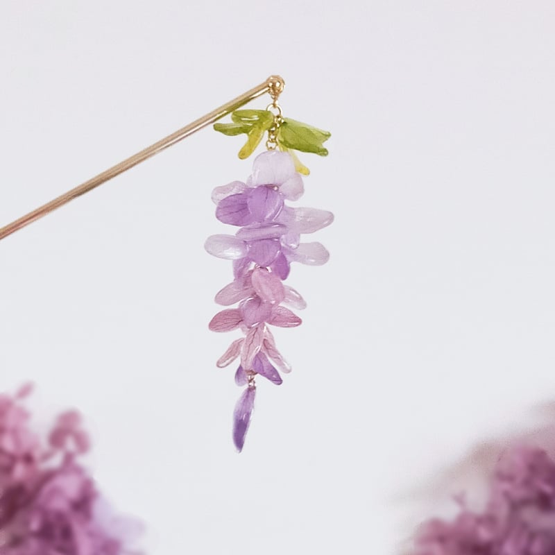 受注制作】生花細工. 本物のお花 藤の房の揺れる髪飾り／かんざし／簪 