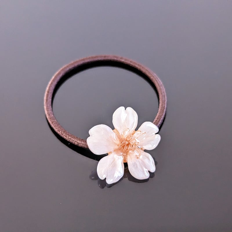 新作 桜の花束 ヘアゴム 受注制作】Everpink. 本物の桜 厳選したお花で仕上げる桜の