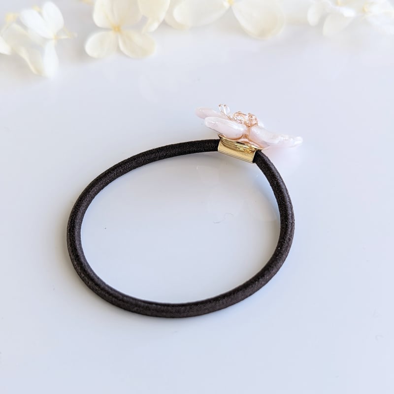 本物のユーホルビアと桜の花束 ハートヘアゴム 4089792a10cd2edc63798c13911286