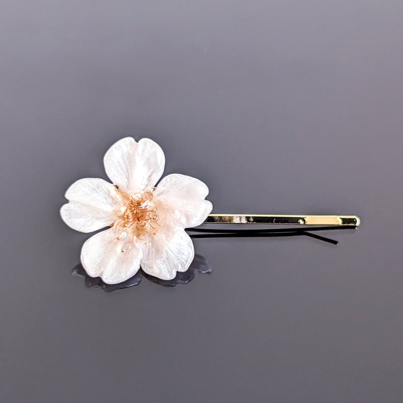 受注制作】Everpink. こだわりの花びらで仕上げる本物の桜の髪飾り