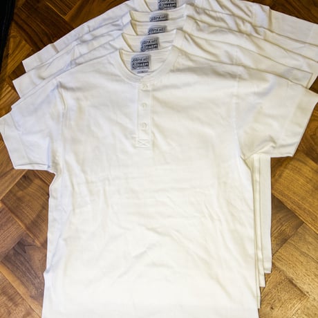 NEWヘンリーネックTシャツ