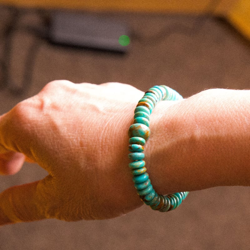 ブレスレット腕輪念珠 平玉54玉（天然トルコ石） | 数珠屋伊平