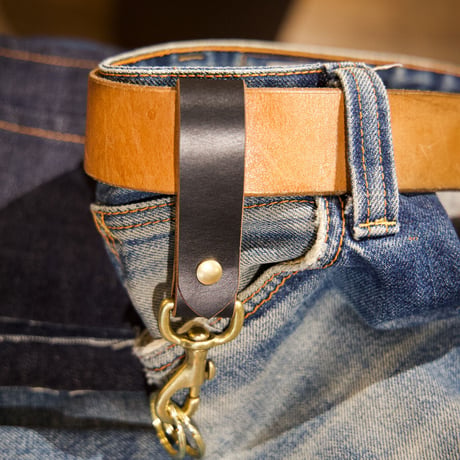 レザーベルトループ　キーホルダー　Leather Belt Loop Keychin