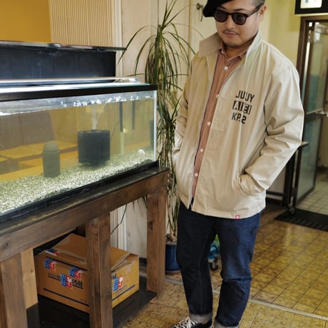 JUZUYAIHEIロゴ スウィングトップジャケット カーキ