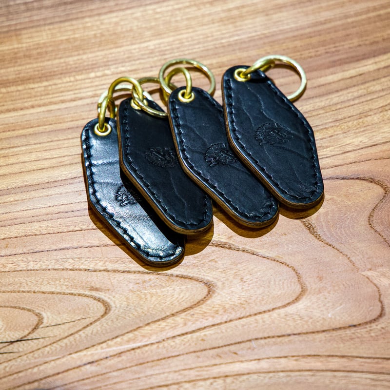 ホースバットモーテルキーホルダー | 数珠屋伊平