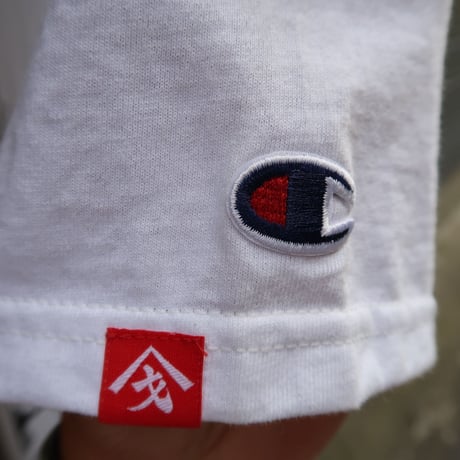 数珠屋伊平合掌Tシャツ