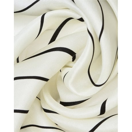 ジルスチュアート ダイヤモンドシェイプ シルク スカーフ ストライプ Ivory JILL STUART スカーフ