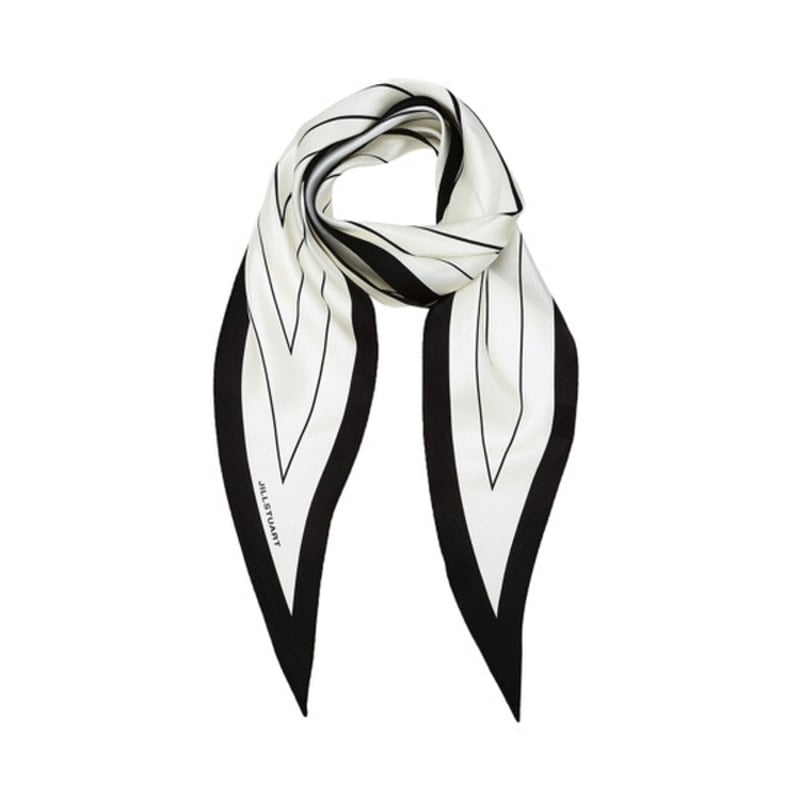 CHANEL シルバー ストライプ スカーフ CHANEL(シャネル) スカーフ(レディース) - 海外通販のBUYMA