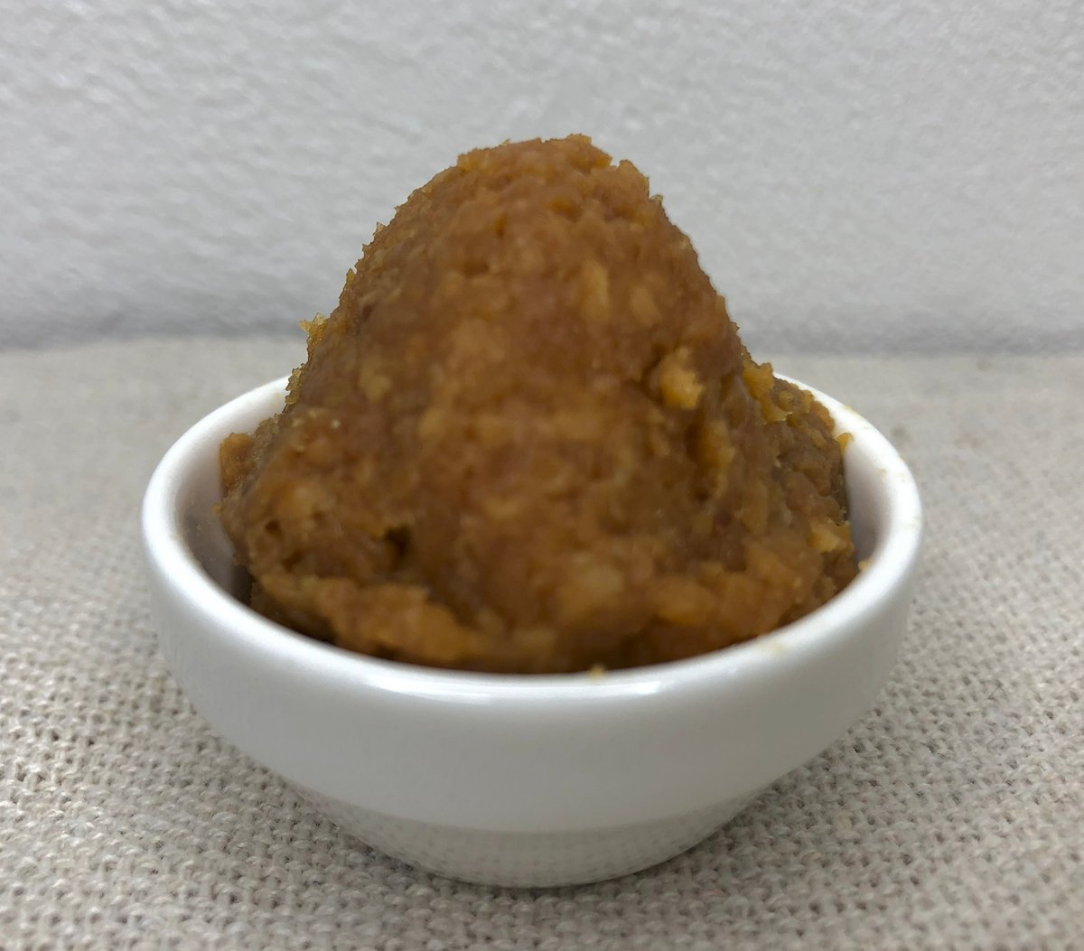 自然栽培】の米と大豆でできた味噌 麹の甘みが美味しい♪青大豆味噌
