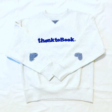 受注商品：本を読むとハートが見える♡thank to Book裏起毛リメイク(ハートパッチ)　スウェット（M/XL)※1ヶ月〜1ヶ月半かかります