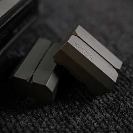 NP-FZ100互換USB-C充電式カメラバッテリー Tilta NP-FZ100 Battery with USB-C Input (2400mAh) – Green (TNP-FZ100-GN)