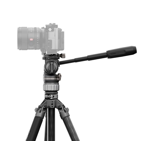 [生産終了] カーボン三脚[VT05] Tilta Travel Video Fluid Head with 3-Stage Carbon Fiber Tripod  Legs (5KG)