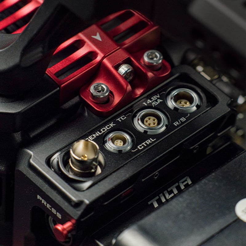 Advanced I/O Module for RED V-RAPTOR / KOMODO-X Advanced I/O Module for RED V-RAPTOR / KOMODO-X