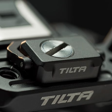 カメラストラップ用アタッチメント 1/4"-20 Camera Strap Attachment (TA-CSA-B)