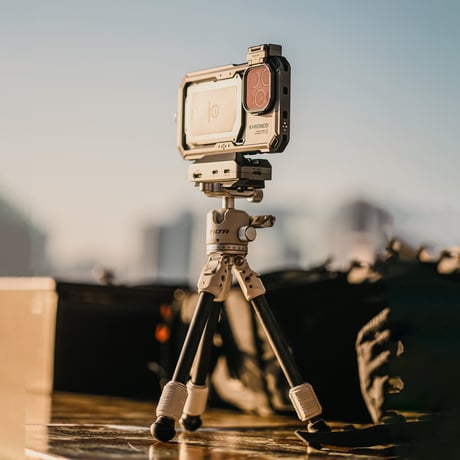 テーブルトップ三脚キット Tabletop Ball Head with 1-Stage Carbon Fiber Tripod Legs (3KG)  (TT-BT03-FB)