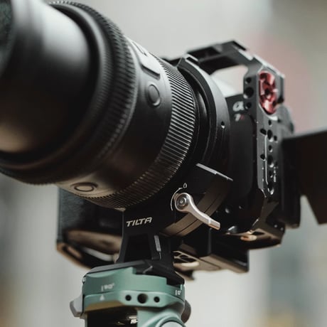 水平垂直切り替えマウントプレート Tilta Adjustable Vertical Camera Support Bracket (TA-VSB-SN-B)