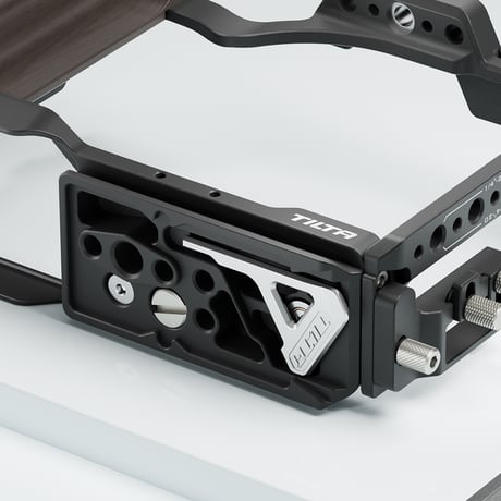 Nikon ZR用 カメラケージ ベースキット Camera Cage for Nikon ZR Base Kit - Black (TA-T98-A-B) [トップハンドル付属]