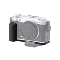 富士フイルム X-M5用木製グリップ付き取付ベースプレートMounting Baseplate with Wooden Grip for Fujifilm X-M5 (TA-T73-WG-B/-S)