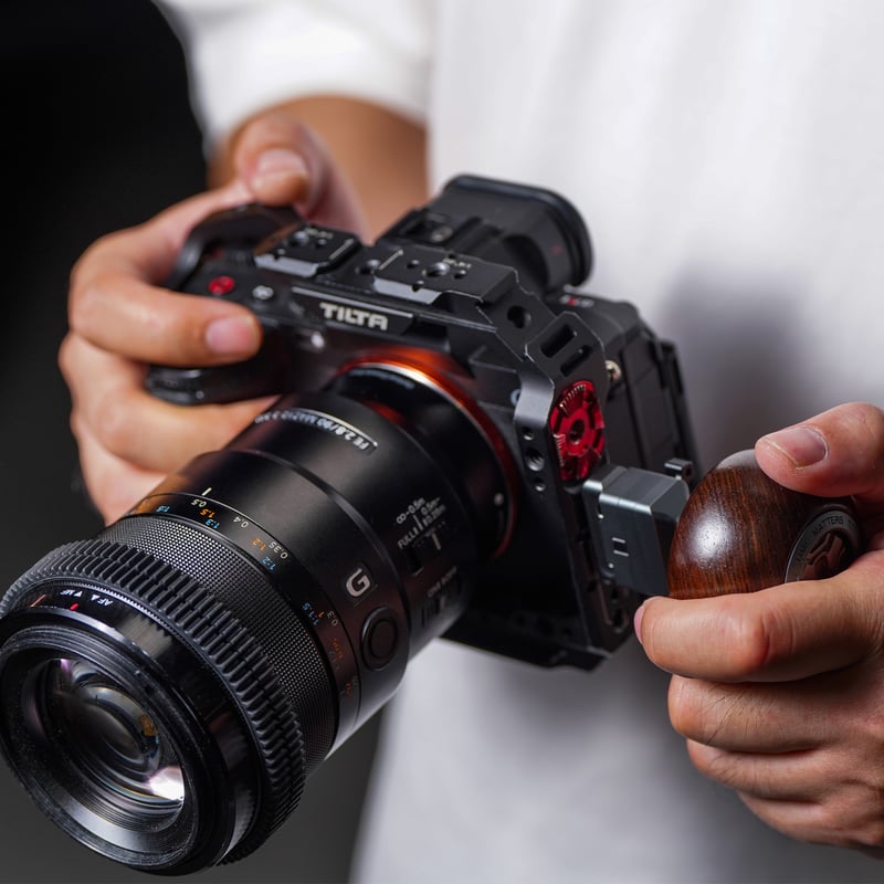 Khronos ユニバーサルアクセサリーマウントアダプター Universal