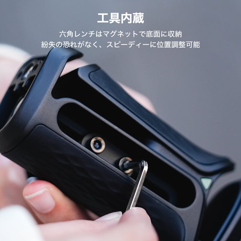 TILTA 60W PD出力 サイドハンドル(左) デュアルUSB-Cポート TiltaがタイプVIIIパワーグリップを発売 | CineD
