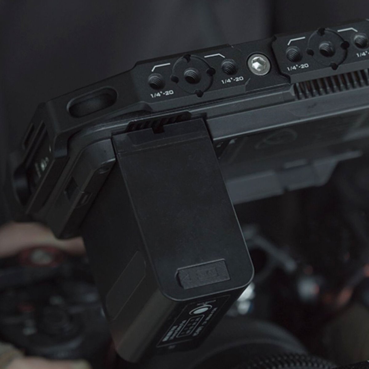 Tiltaing Monitor Cage for Atomos Ninja V - Blac Tiltaing Monitor Cage for Atomos Ninja V - Blac