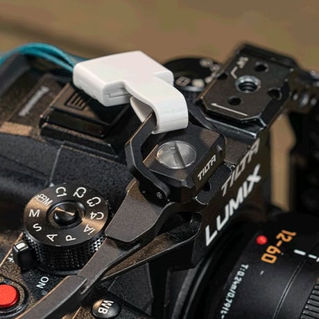 カメラストラップ用アタッチメント 1/4"-20 Camera Strap Attachment (TA-CSA-B)