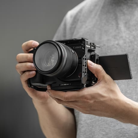 キヤノン EOS R6 V用フル/ハーフ対応カメラケージ (TA-T102-FCC-B)
