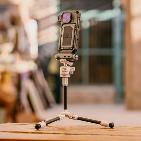 [在庫限り] 延長ポール付テーブルトップ三脚キットTabletop Ball Head with 1-Stage Carbon Fiber Tripod Legs (TT-BT03E-FB)