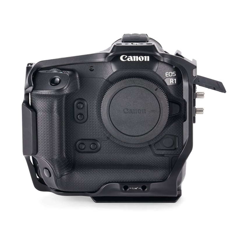 Canon C70（付属品完備＋追加バッテリー1個＋Tiltaケージ付）