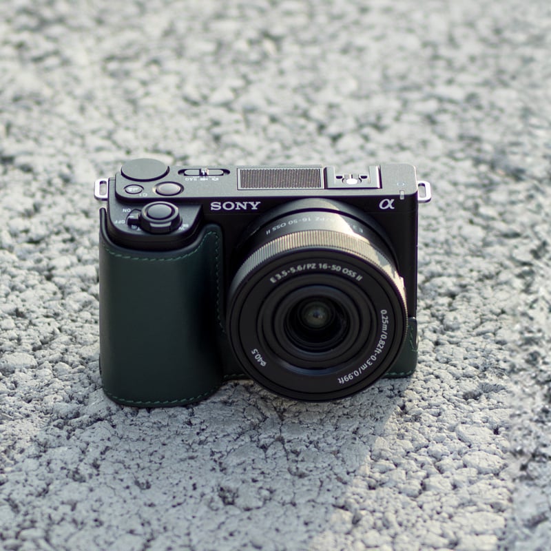 ソニー VLOGCAM ZV-E10 II 用レザーケース (TA-T69-LCC-GN) L