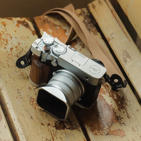 [在庫限り] 富士フイルム GFX100RF用ホットシューサムブラケット Hot Shoe Thumb Bracket (TA-T81-TB-B/-S)