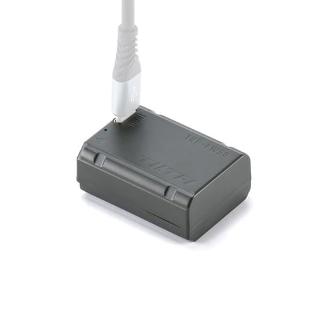 NP-FW50互換USB-C充電式カメラバッテリー Tilta NP-FW50 Battery with USB-C Input (980mAh) – Green (TNP-FW50-GN)