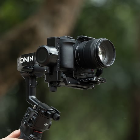 キヤノン EOS R6 V用フル/ハーフ対応カメラケージ (TA-T102-FCC-B)