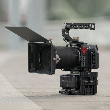 Tiltaing Smart V Mount Battery Baseplate (ARCA) – Black (TA-BSP3-V-B)