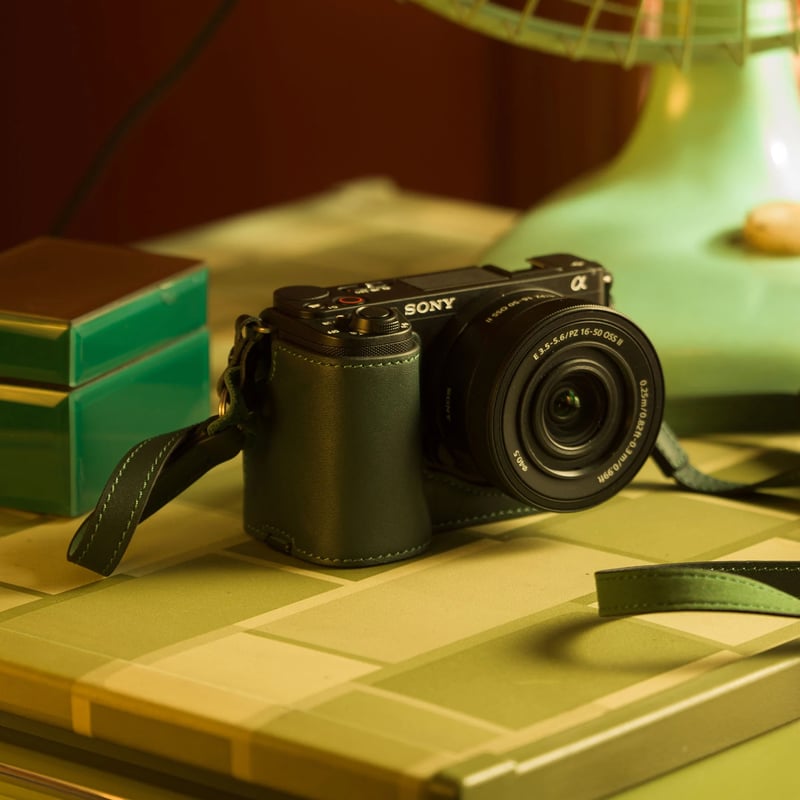 ソニー VLOGCAM ZV-E10 II 用レザーケース (TA-T69-LCC-GN) L ソニー VLOGCAM ZV-E10 II 用レザーケース (TA-T69-LCC-GN) L