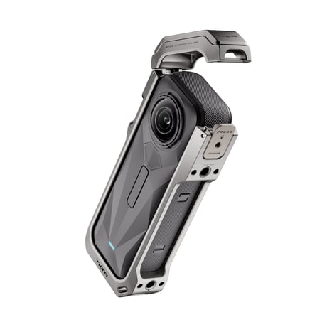 Insta360 X5用フルカメラケージ - Titanium Gray (TA-T90-FCC-TG)