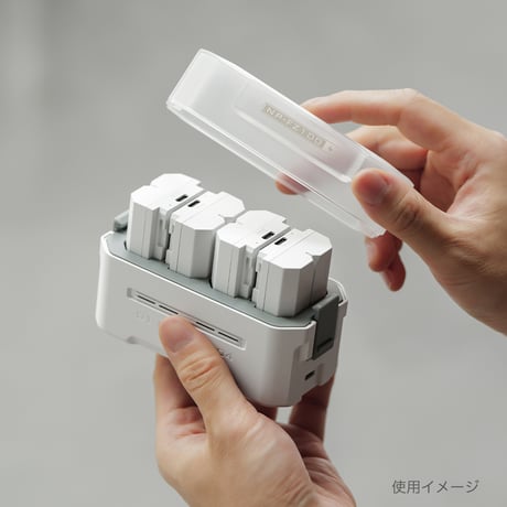 NP-FZ100互換USB-C充電式カメラバッテリー Tilta NP-FZ100 Battery (2400mAh) – Off White (TNP-FZ100-OW)