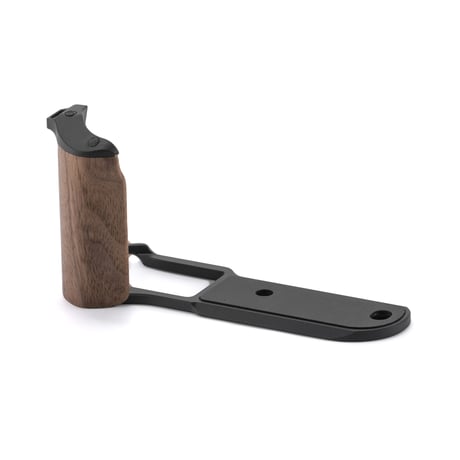 [在庫限り] 富士フイルム X-T50用木製グリップ付き取付ベースプレート Mounting Baseplate with Wooden Grip (TA-T71-WG-B/-S)