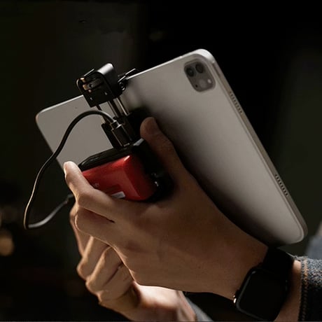 Apple iPad用多機能マウントクランプ Multi-Functional Mounting Clamp for Apple iPad (TA-MMC-AI-B )