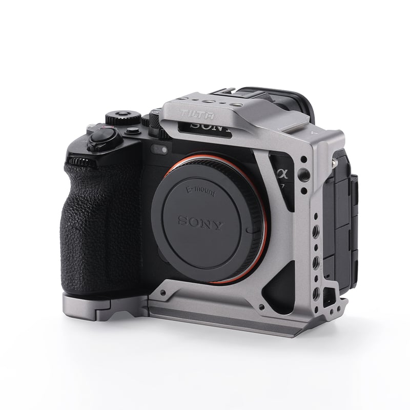 ソニー α7 V用ハーフカメラケージ (TA-T100-HCC) [α7V, α7IV, α7