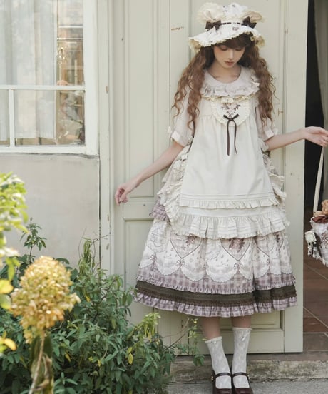 「Rose Town」バラ刺繍エプロン 【2/13まで】送料無料！