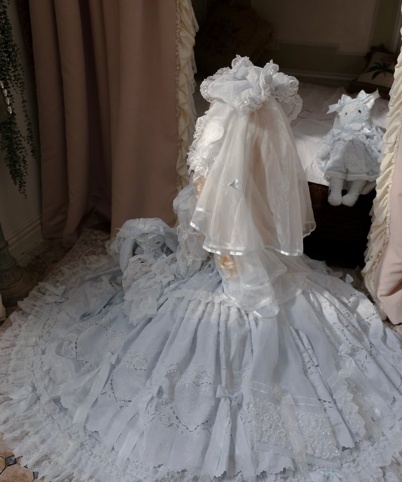 レース人形2.0」刺繍ドレス【12/25まで】送料無料！ | GIRLISM