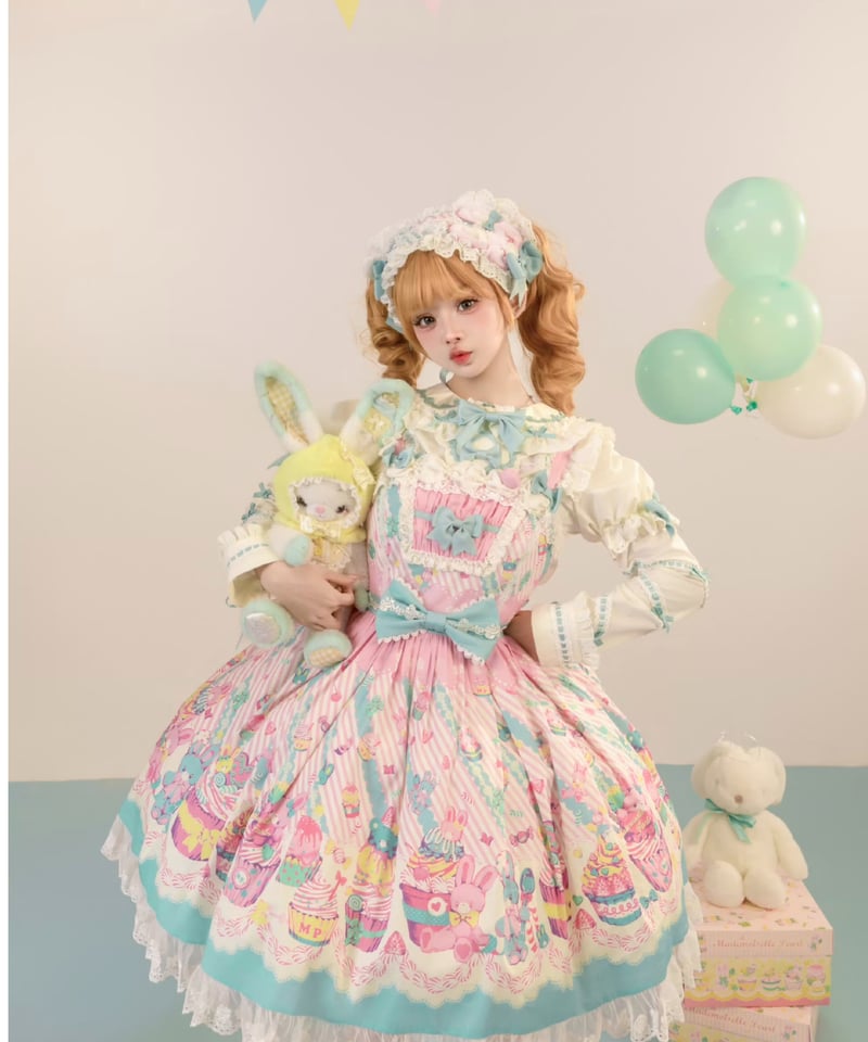 カップケーキ」ケーキ柄ジャンパースカート 【1/28まで】送料無料